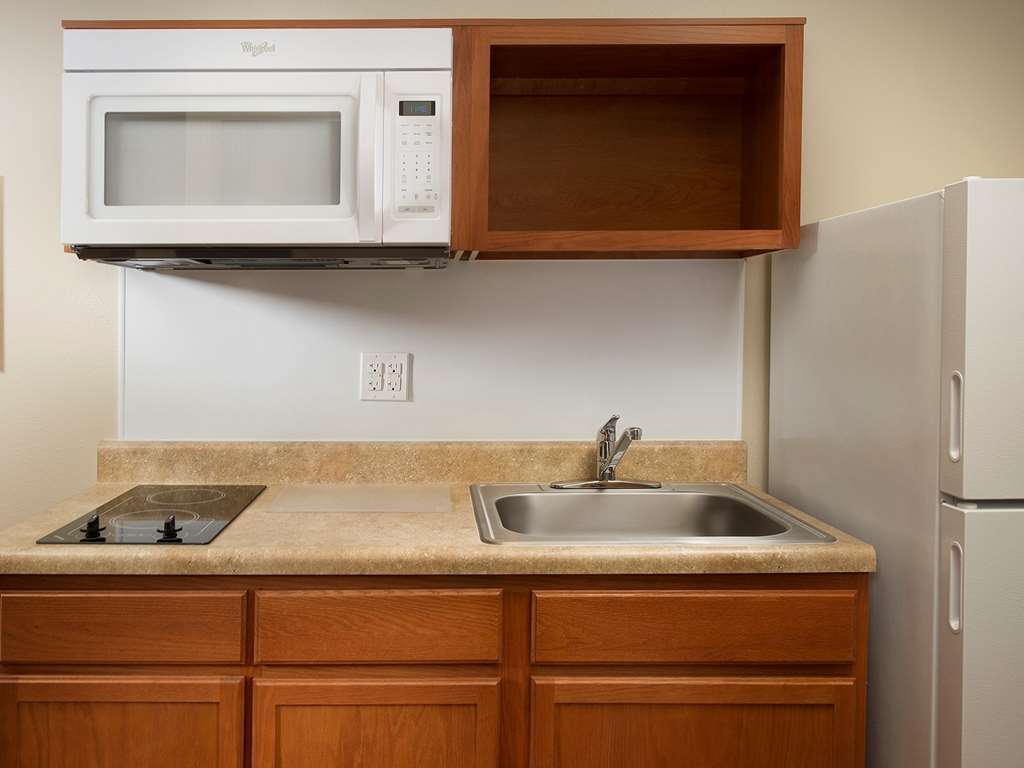 Extended Stay America Select Suites - Cleveland - Airport Fairview Park Værelse billede