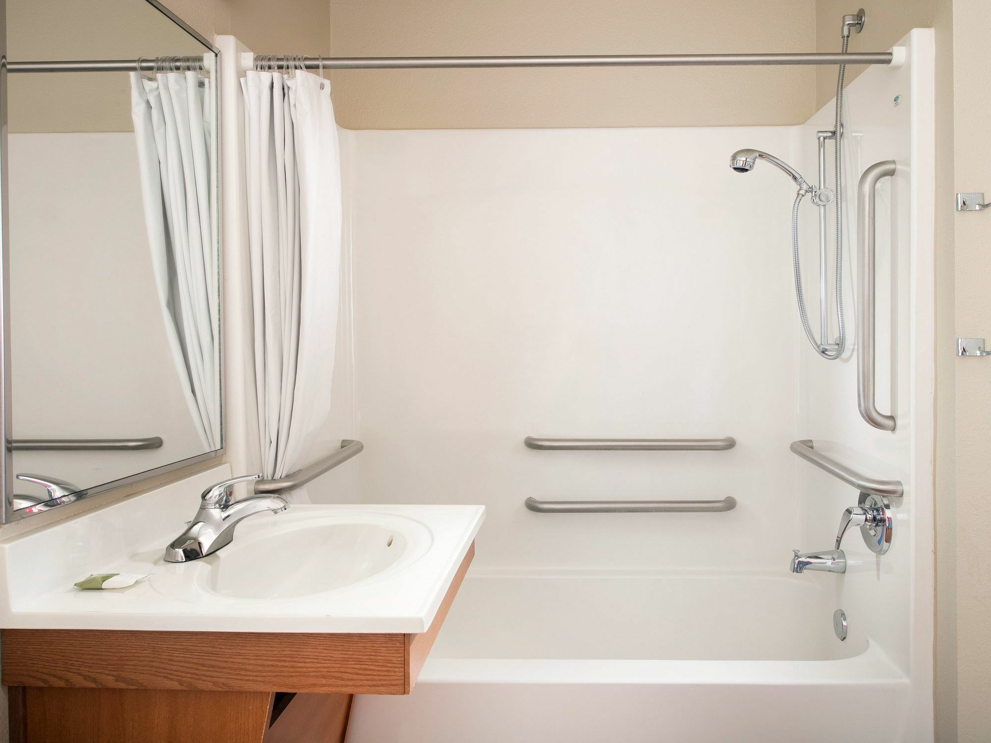 Extended Stay America Select Suites - Cleveland - Airport Fairview Park Eksteriør billede